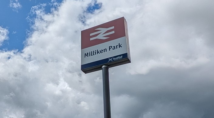 Milliken Park Railway Station
