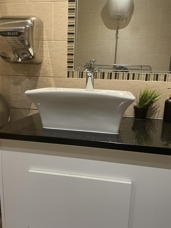 Wash hand basin