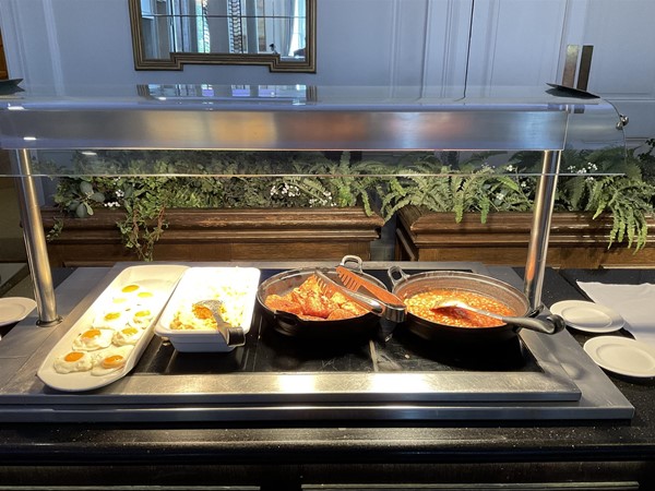 Image of a breakfast buffet