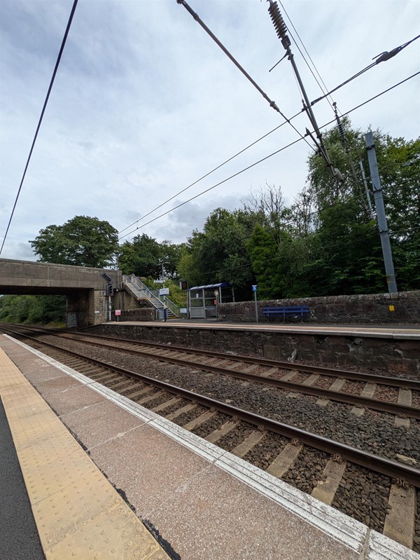 Image of platform edge