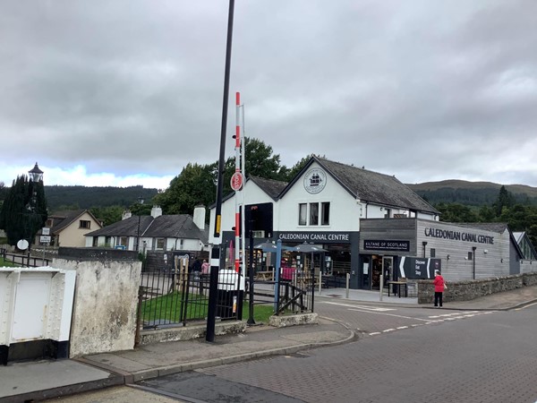 However, our priority is a coffee break and toilets, and ahead of us stands the Caledonian canal centre, it’s slightly over to the right, so let’s head straight for this.