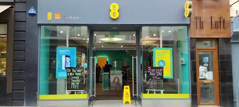 EE Leeds