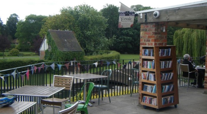 Rowntree Park Reading Cafe