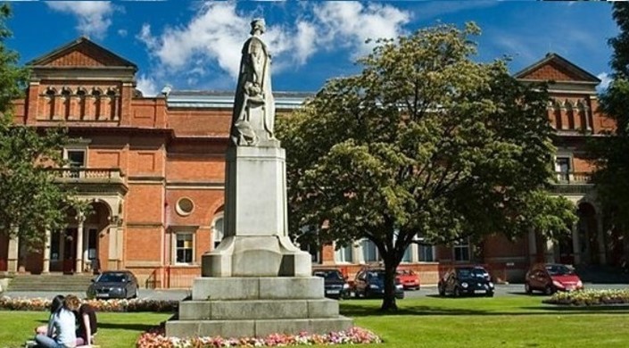 Salford Museum & Art Gallery