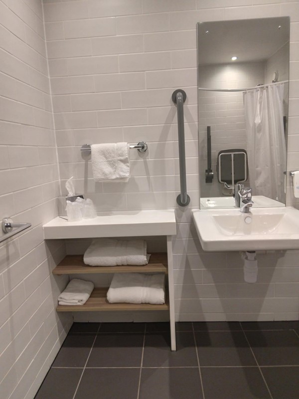 Picture of an accessible bathroom