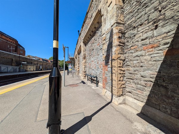 Image of platform 2, there are yellow markings at the platform edge
