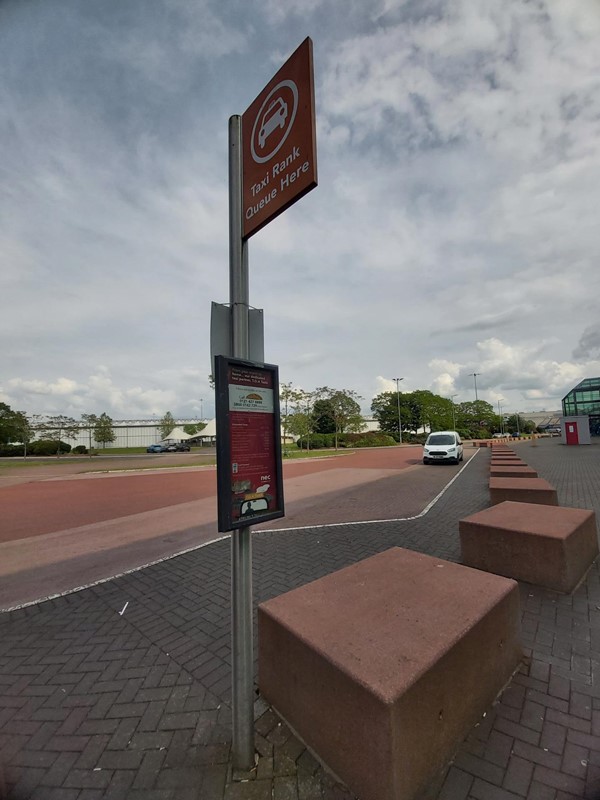 Image of a taxi rank sign