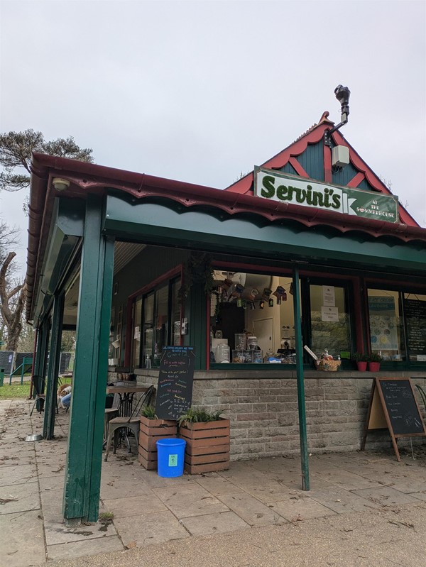 Image of Servini's coffee and ice cream kiosk