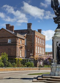 Hollytrees Museum