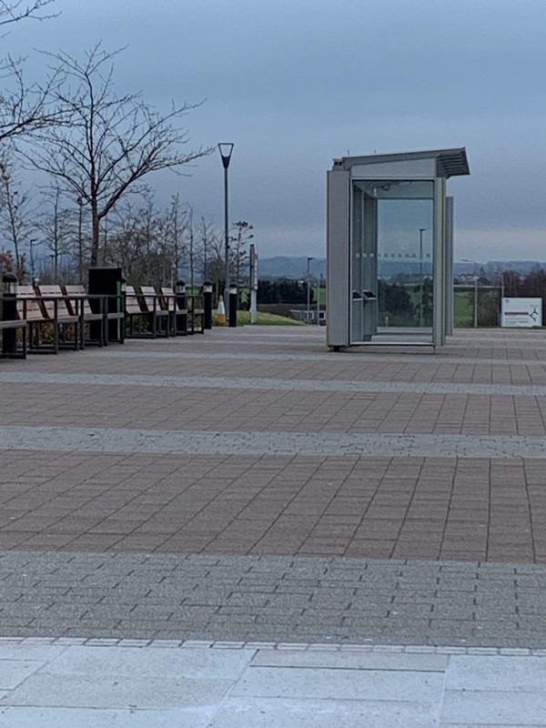 Picture of a lift in a carpark