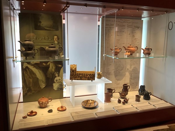 Picture of the World of Wedgwood's  V&A collection