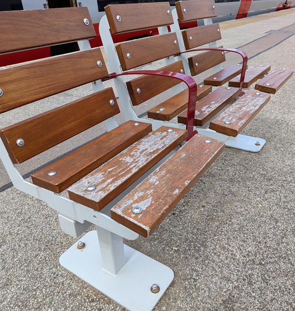 Image of seating of platform