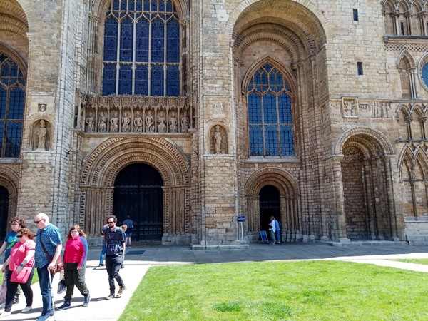 Picture of Lincoln Cathedral exterior