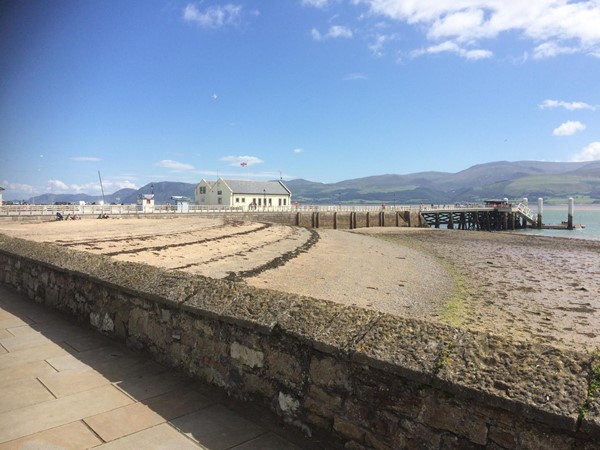 Picture of Beaumaris Pier